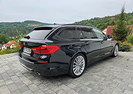 BMW 530d xDrive Touring Luxury Line