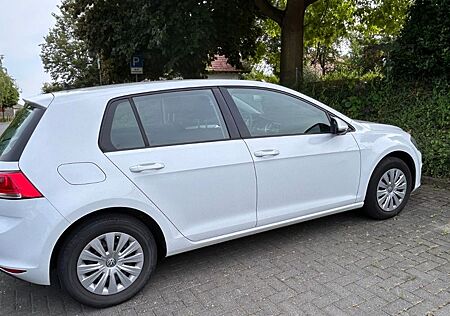 VW Golf Volkswagen 1.6 TDI DSG BMT Trendline Trendline