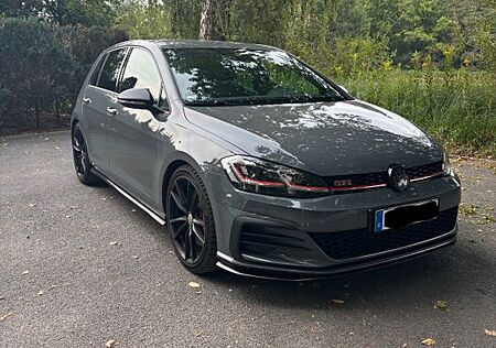 VW Golf Volkswagen 2.0 TSI 213kW OPF DSG GTI TCR GTI TCR