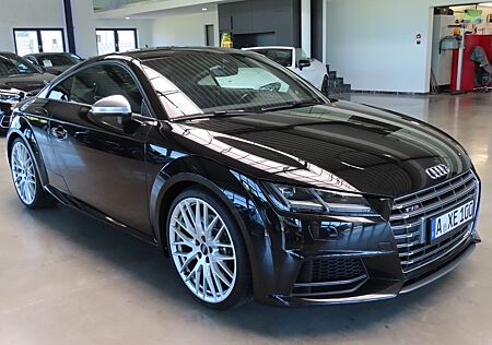 Audi TTS Coupe 2.0 TFSI S tronic quattro -