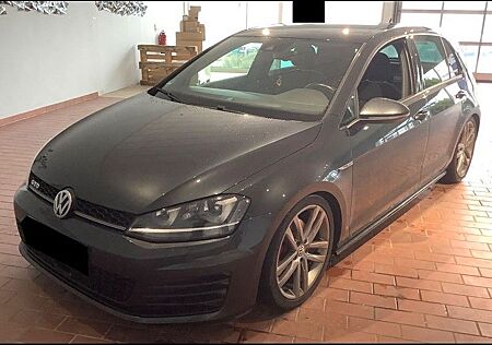 VW Golf Volkswagen 2.0 TDI DSG BMT GTD GTD
