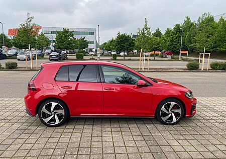 VW Golf Volkswagen 2.0 TSI GTI Performance GTI Performance