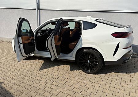 BMW X6 xDrive30d M Sport M SPORT PRO/Panorama/ICONIC
