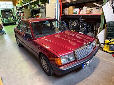 Mercedes-Benz 190