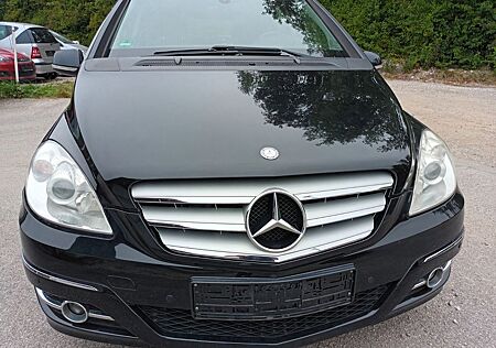 Mercedes-Benz B 200 AUTOMATIG