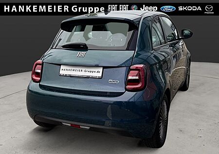 Fiat 500E ICON- 42kWh-Winterpaket-PDC-NAV