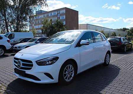 Mercedes-Benz B 180 B -Klasse 180 ° Navi ° PDC° KAM ° Assistens° LED