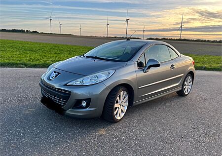 Peugeot 207 CC Platinum 120/ TÜV *Neu*