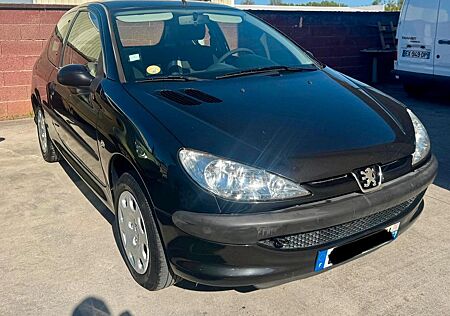 Peugeot 206 1.1i 60PS Édition POP-ART 128.500KM