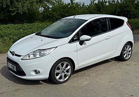 Ford Fiesta 1,6 TDCi 70kW DPF Titanium