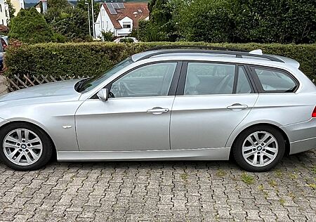BMW 325i Touring - Standheizung, AHK, Sportauspuff