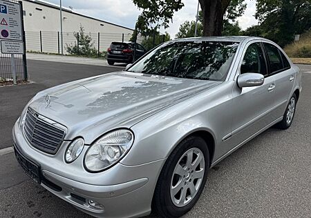 Mercedes-Benz E 220 E -Klasse Lim. CDI Automatik Einparkhilfe