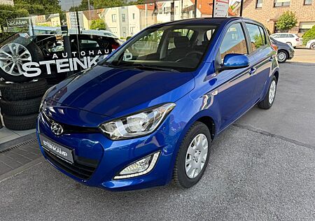 Hyundai i20 1.1 CRDi * 6 Gang * TÜV NEU * AHK *