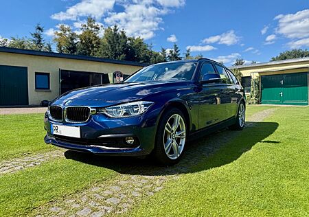 BMW 320d xDrive Touring Advantage Advantage