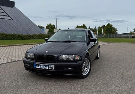 BMW 320i E46
