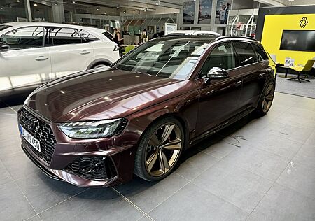 Audi RS4 Avant Quattro 2.9 TFSI Dynamikpaket