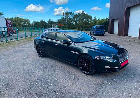 Jaguar XJ Portfolio 3.0 V6 Lang VOLLAUSTATTUNG RWD
