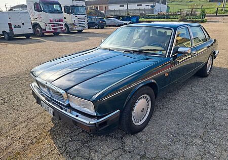 Jaguar XJ40 Daimler 4.0