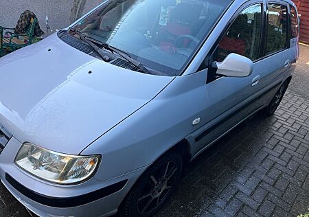 Hyundai Matrix 1.6 GLS GLS
