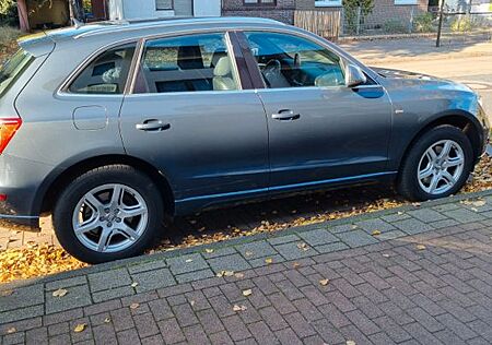 Audi Q5 3.0 TDI DPF S tronic quattro -