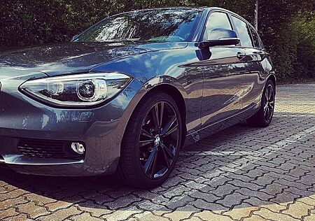 BMW 120 d Mineralgrau Metallic Top gepflegt