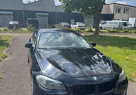 BMW 530d xDrive F10 - Top Zustand - viele Extras