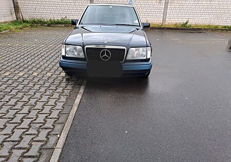 Mercedes-Benz 250