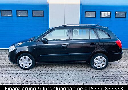 Skoda Fabia Combi Tempomat Klimaanlage Einparkhilfe