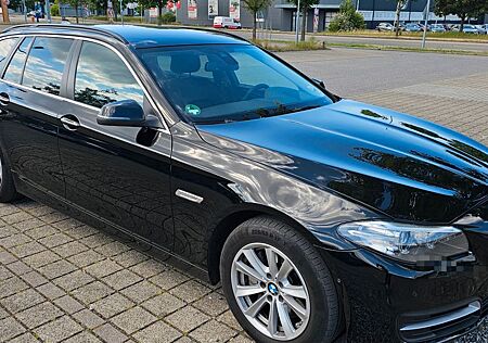 BMW 530d Touring A -