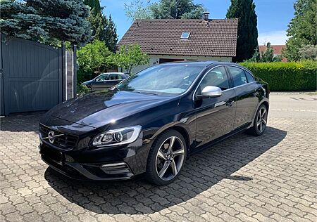 Volvo S60 D4 Geartronic R-Design Business Edition