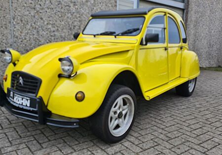 Citroën 2 CV 6 Club