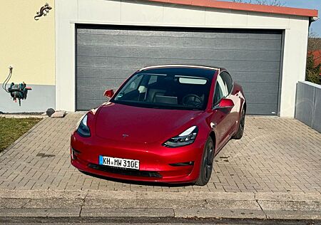 Tesla Model 3 Long Range AWD Batteriezertifikat