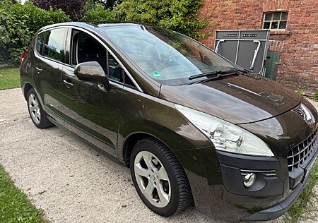 Peugeot 3008 Premium 120 VTi Premium