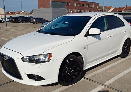 Mitsubishi Lancer Sportback 1.8 MIVEC Rockford Fosgate