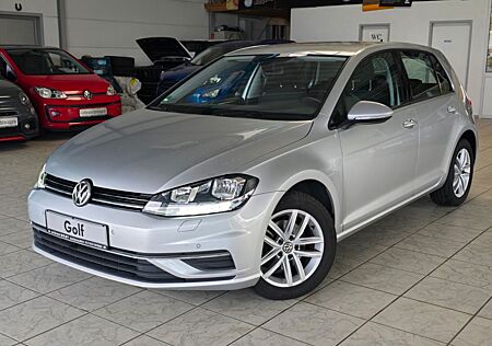 VW Golf Volkswagen VII Lim. Comfortline BMT NAVI SHZ ALU ACC