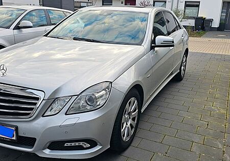 Mercedes-Benz E 250 CDI BlueEFFICIENCY AVANTGARDE AVANTGARDE