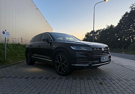 VW Touareg Volkswagen 3.0 V6 TDI 210kW 4MOT Tiptr. Atmosph...