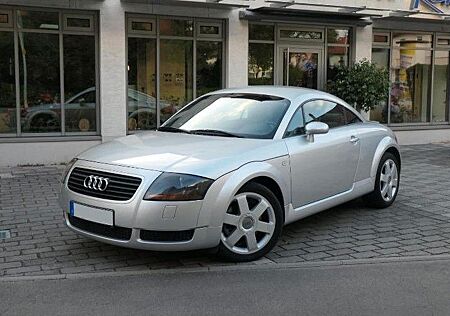 Audi TT Coupe 1.8T 132 kW -
