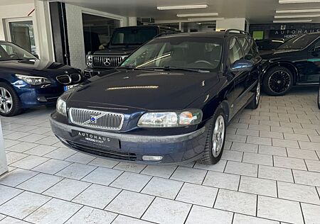 Volvo V70 Kombi 2.4 Kinetic
