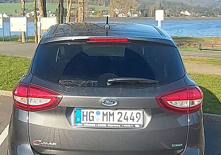 Ford C-Max 1,0 EcoBoost 92kW Titanium Titanium