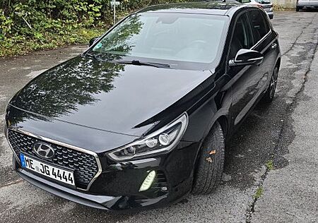 Hyundai i30 1.4 T-GDI Premium DCT Premium