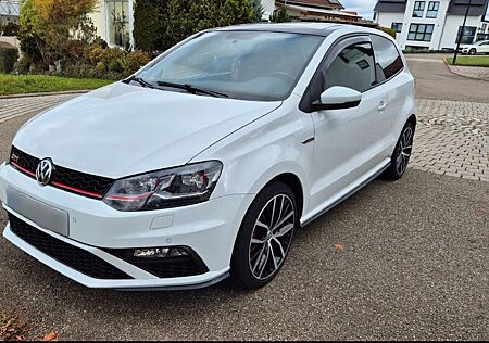 VW Polo Volkswagen 1.8 TSI GTI