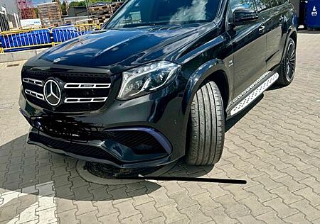 Mercedes-Benz GLS 63 AMG