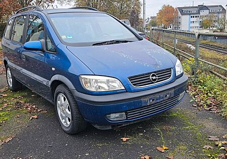 Opel Zafira A Elegance