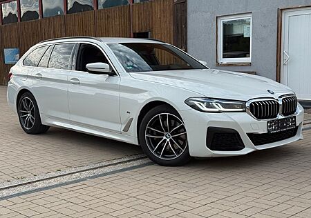 BMW 520 d M Sport NAVI*LIVE*AHK*LASER*RFK*ST.HZG*HIF