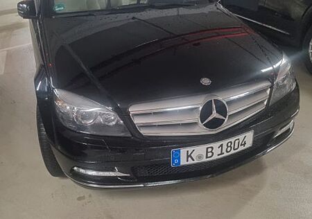 Mercedes-Benz C 200 CGI BlueEFFICIENCY Autom. -