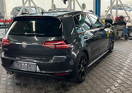 VW Golf Volkswagen 2.0 TDI BMT GTD GTD