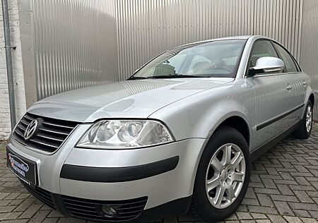 VW Passat Volkswagen 2.0 Comfortline Automatik Top Zustand