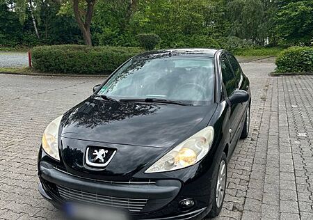 Peugeot 206 1.4i 75 PS