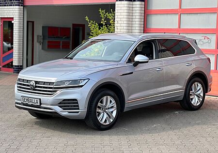 VW Touareg Volkswagen 3.0 TDI ELEGANCE, LEDER, AHK, ACC, 1.HD